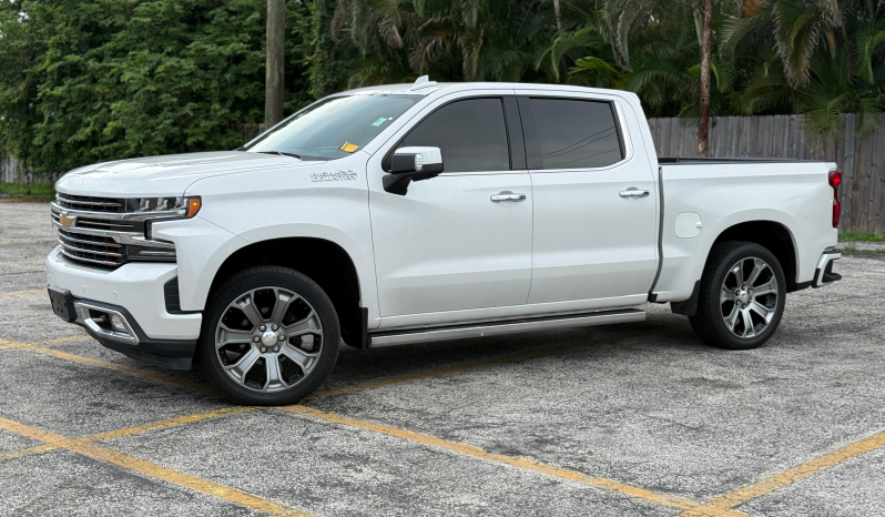 
								2020 Chevrolet Silverado High Country full									