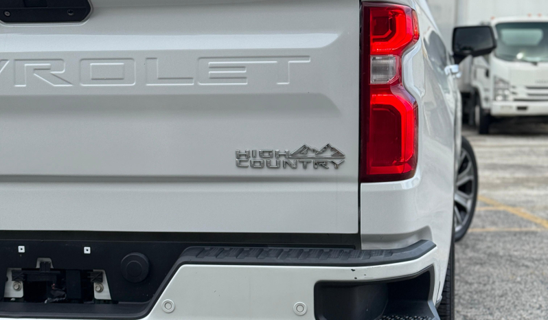 
								2020 Chevrolet Silverado High Country full									