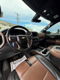 
										2020 Chevrolet Silverado High Country full									