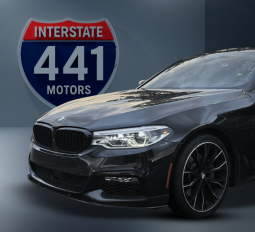 
										BMW 330i Pack M full									