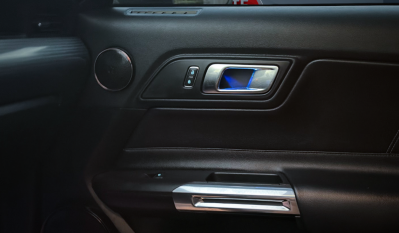 
								Ford Mustang GT 2019 full									