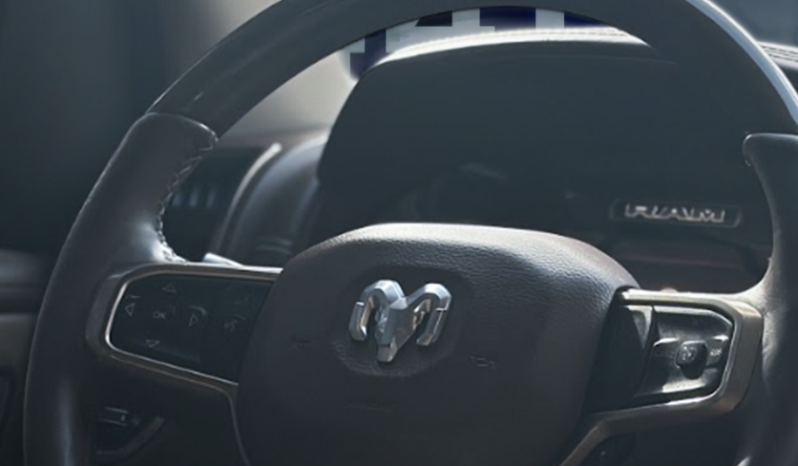 
								RAM 1500 Longhorn full									