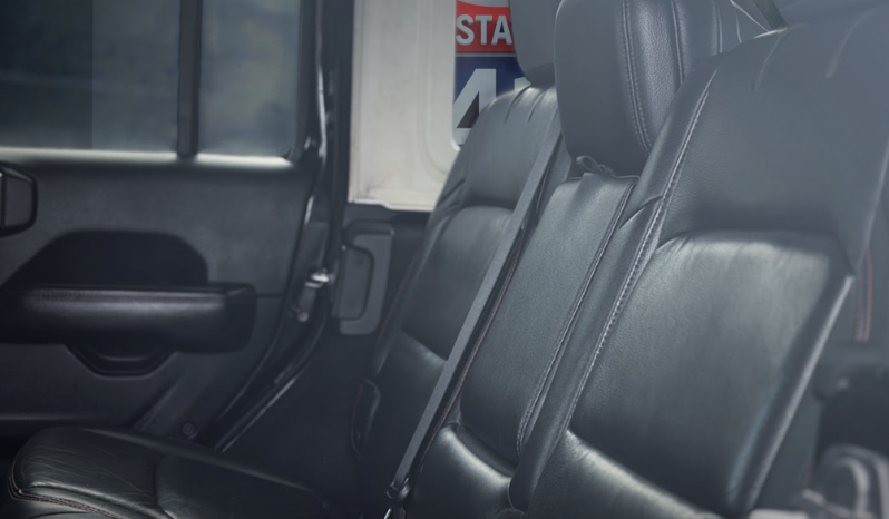 
								Jeep Wrangler Rubicon 2018 full									