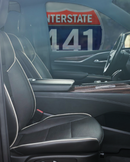 
										Cadillac Escalade ESV Premium Luxury full									