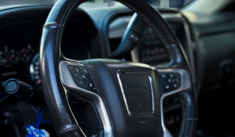 
								GMC Sierra 1500 Denali Ultimate full									